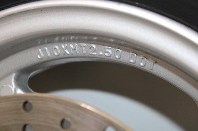 2004 YAMAHA VINO 125 XC125 OEM FRONT WHEEL RIM W TIRE