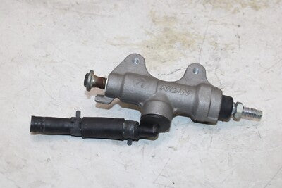 06-16 YAMAHA YZF R6 OEM REAR BACK BRAKE MASTER CYLINDER
