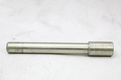 06-09 SUZUKI GSXR 600 OEM FRONT WHEEL RIM AXLE PIVOT BOLT