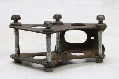 1980 YAMAHA XT250 OEM ENGINE MOTOR MOUNT BRACKET