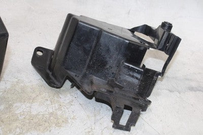 2007 HONDA SHADOW VLX 600 VT600CD DELUXE OEM BATTERY TRAY BOX HOLDER PAIR