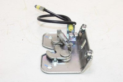 15-22 HONDA CBR300R OEM REAR BACK SEAT LOCK !no Key!