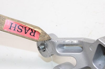 08-09 SUZUKI GSXR 600 OEM LEFT FRONT FOOT REST PEG STEP