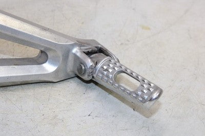 05-06 HONDA CBR600RR OEM LEFT REAR BACK PASSENGER FOOT PEG REST