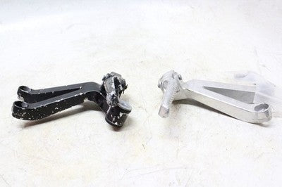 00-01 HONDA CBR929RR OEM REAR BACK PASSENGER PEG SET PAIR