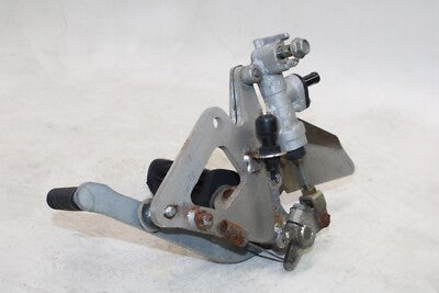 1993 SUZUKI GS500E OEM RIGHT REARSET REAR SET DRIVER FOOT PEG REST STOP