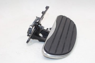 2009 KAWASAKI VULCAN 900 VN900B CLASSIC OEM RIGHT FRONT DRIVER FOOT STEP PEG