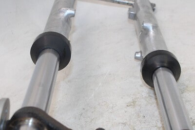 1980 SUZUKI GS250T OEM FRONT FORKS SHOCK SUSPENSION END COMPLETE TRIPLE TREE