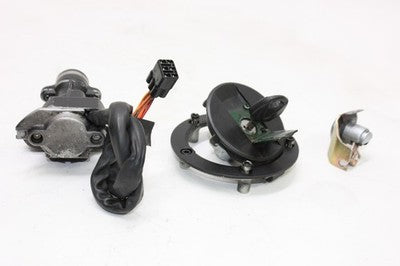 2005 Suzuki GSXR600 OEM IGNITION LOCK SET W/ GAS CAP AND SEAT LOCK !WITH KEY!