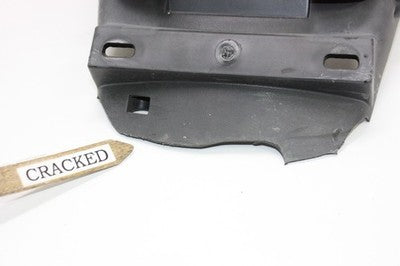 2005 YAMAHA VINO 125 YJ125 OEM REAR BACK FENDER MUD GUARD COWL