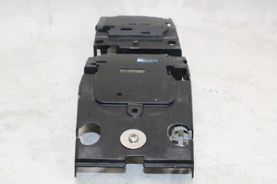 08-16 YAMAHA YZF R6 OEM REAR BACK TAIL UNDERTAIL BATTERY TRAY PLASTIC