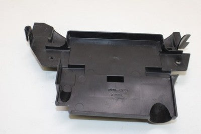 2012 KAWASAKI VULCAN 900 VN900B CLASSIC OEM BATTERY TRAY COVER