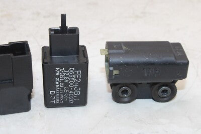 09-17 YAMAHA FZ6R OEM TURN SIGNAL BLINKER RELAY FLASHER SWITCH W TIP SENSOR