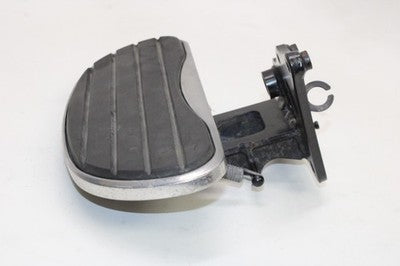 07-24 KAWASAKI VULCAN 900 VN900B CLASSIC OEM RIGHT FRONT FOOT REST