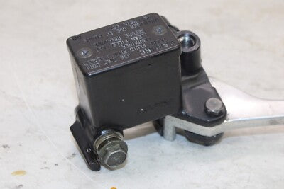 03-06 SUZUKI BURGMAN AN400S OEM FRONT BRAKE MASTER CYLINDER LEFT