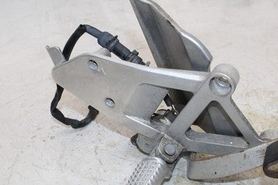 1990 HONDA VFR750F OEM RIGHT REARSET REAR SET DRIVER FOOT PEG REST STOP
