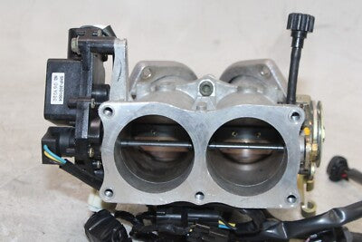 04-10 KAWASAKI VULCAN 2000 VN2000A OEM FUEL INJECTOR