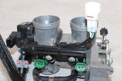 13-17 KAWASAKI NINJA 300 EX300B ABS OEM MAIN FUEL INJECTORS / THROTTLE BODIES