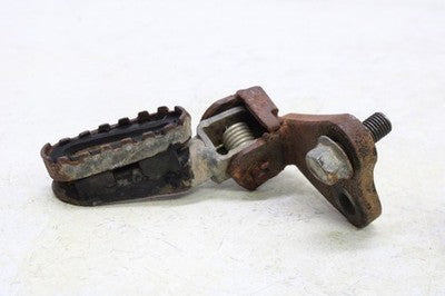 80-83 YAMAHA XT250 OEM FRONT LEFT RIGHT FOOT RESTS PEGS