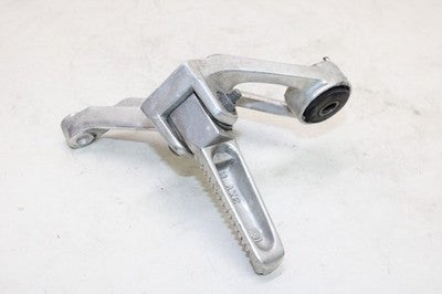 1994 YAMAHA YZF750R OEM RIGHT REAR BACK PASSENGER PEG