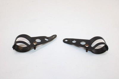 2019 KAWASAKI VULCAN S EN650 ABS OEM FRONT HEADLIGHT MOUNT BRACKET PAIR