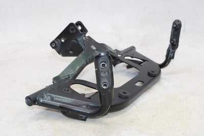 01-07 SUZUKI HAYABUSA GSX1300R OEM UPPER FAIRING MIRROR GAUGES STAY BRACKET