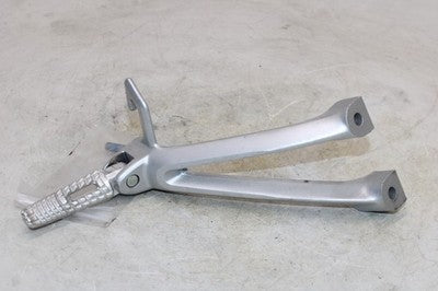 06-07 SUZUKI GSXR 750 OEM RIGHT REAR BACK PASSENGER PEG