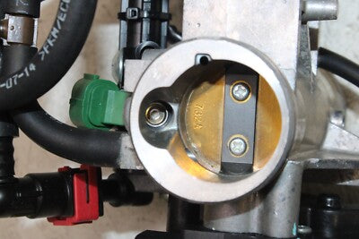 13-17 KAWASAKI NINJA 300 EX300B ABS OEM MAIN FUEL INJECTORS / THROTTLE BODIES