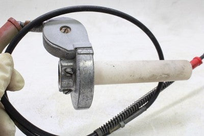 80-84 YAMAHA XT250 OEM RIGHT THROTTLE GRIP W CABLE