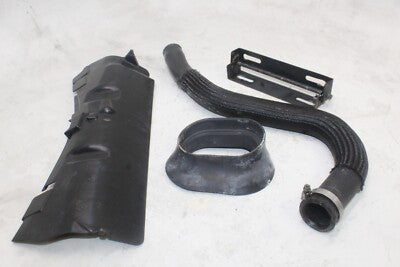 2004 SUZUKI GSXR600 OEM HOSE W MISC BRACKET COWL GUARD