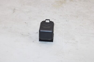 1998 SUZUKI GSXR600 OEM RELAY ASSEMBLY FUSE BOX