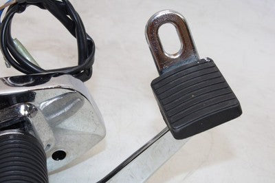 96-07 KAWASAKI VULCAN 1500 VN1500A OEM RIGHT REARSET W PEDAL