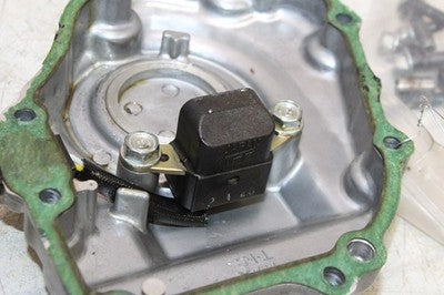 1992 Honda CBR600F2 OEM ENGINE MOTOR COIL PICKUP PULSE PULSER SENSOR W COVER