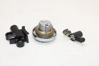 2009 KAWASAKI VULCAN 900 VN900B OEM IGNITION LOCK SET GAS CAP SEAT LOCK !no Key!