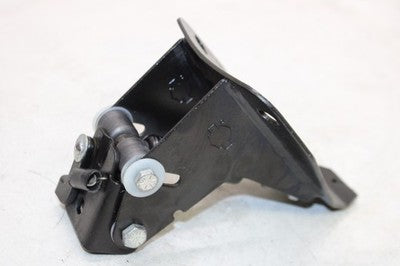 2007 HARLEY-DAVIDSON STREET GLIDE FLHX OEM SEAT BRACKET MOUNT MOUNTING BRACKET