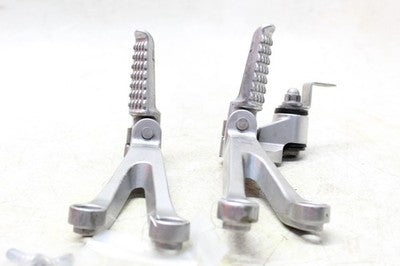 2007 KAWASAKI ZZR600 ZX600J OEM REAR BACK PASSENGER PEG SET PAIR