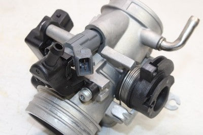 01-04 BMW F650GS DAKAR OEM MAIN FUEL INJECTORS / THROTTLE BODIES
