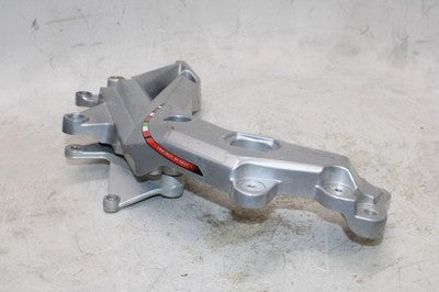 09-16 APRILIA DORSODURO 750 OEM RIGHT FRAME SIDE COVER COWL BRACKET