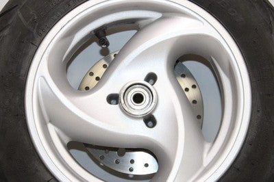 2004 YAMAHA VINO 125 XC125 OEM FRONT WHEEL RIM W TIRE