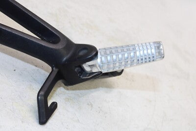 2009 SUZUKI GSXR750 OEM RIGHT REAR BACK PASSENGER PEG
