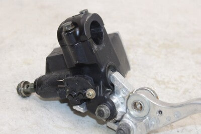 2006 SUZUKI KATANA 750 GSX750F OEM FRONT BRAKE MASTER CYLINDER W/ LEVER