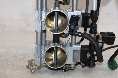 2000 SUZUKI GSXR 750 OEM MAIN FUEL INJECTORS / THROTTLE BODIES