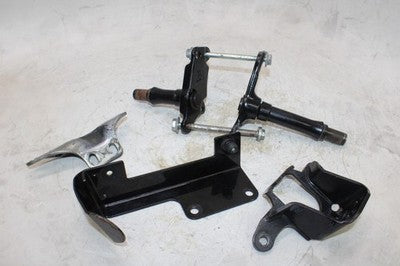 2002 HARLEY-DAVIDSON SPORTSTER 883 CUSTOM XL883C OEM MISC BRACKET MOUNT PAIR SET