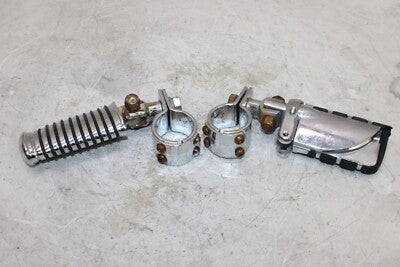 2004 KAWASAKI VULCAN 2000 VN2000A OEM FRONT FOOT RESTS PEGS STEPS SET PAIR