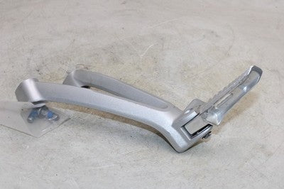 06-07 SUZUKI GSXR 750 OEM LEFT REAR BACK PASSENGER PEG