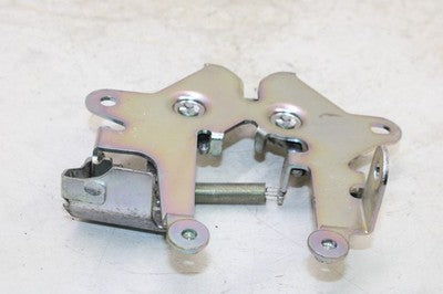 2010 Honda Elite 110 NHX110 OEM FRONT DRIVER SEAT LATCH LOCK ASSEMBLY
