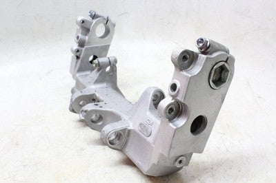 2001 HONDA CBR929RR OEM REAR  SUBFRAME SUB FRAME MOUNTING MOUNTING BRACKET MOUNT