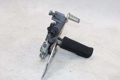 2006 SUZUKI GS500F OEM RIGHT REARSET REAR SET DRIVER FOOT PEG REST STOP
