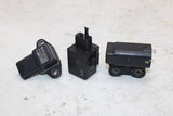 98-06 YAMAHA YZF R1 OEM TURN SIGNAL BLINKER RELAY SWITCH W TIP AND MAP SENSOR