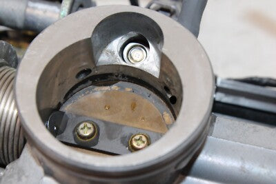 03-06 KAWASAKI Z1000 OEM MAIN FUEL INJECTORS / THROTTLE BODIES